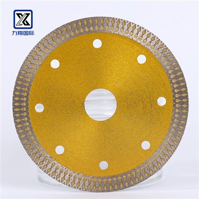 Lama di taglio in ceramica ad onda netta