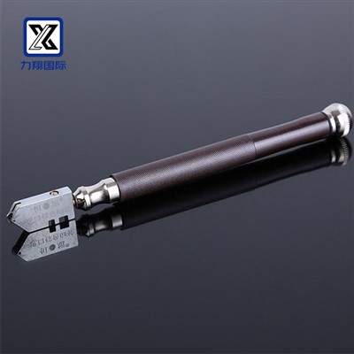 È possibile utilizzare un tagliavetro diamantato sui tettucci apribili in vetro?